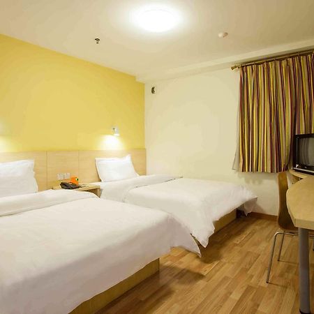 365 Hotel Haimen Номер фото